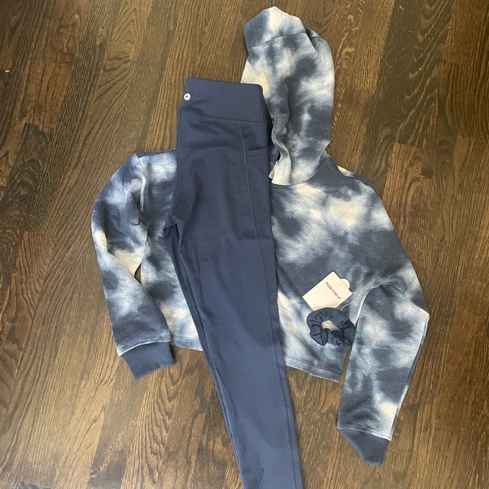 90 Degree By Reflex Kids Navy and White Leggings Set - Picture 3 of 8